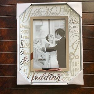 👰‍♀️🤵 Wedding Picture Frame